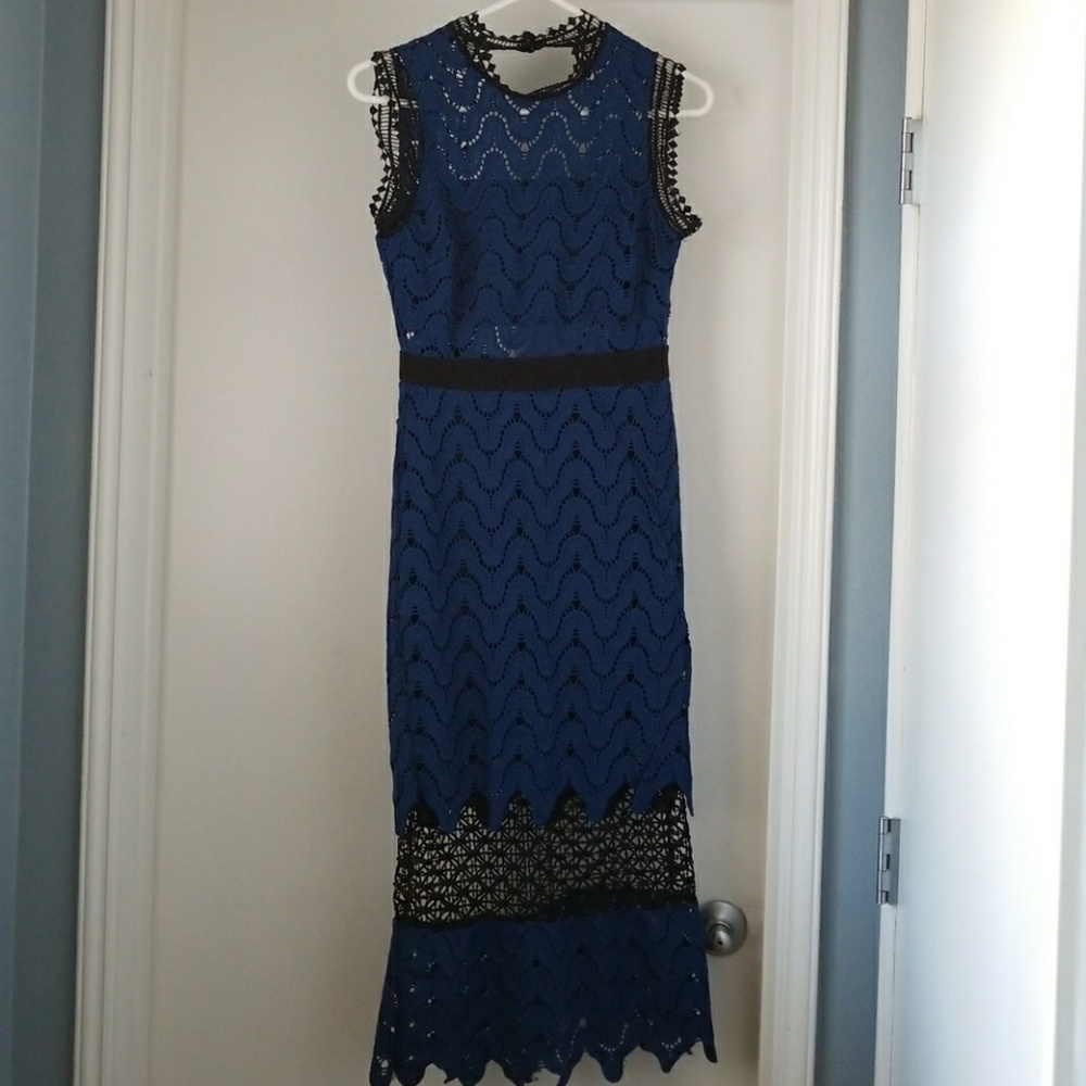 Lace cocktail dress